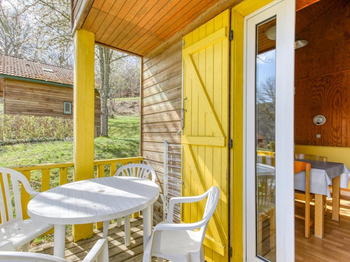 Vacanceole - Les Chalets De La Chazotte Saint-Jacques-dʼAmbur Buitenkant foto